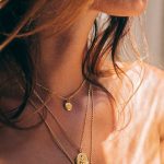 TAJ Pendant Chak Green Gold 3-min