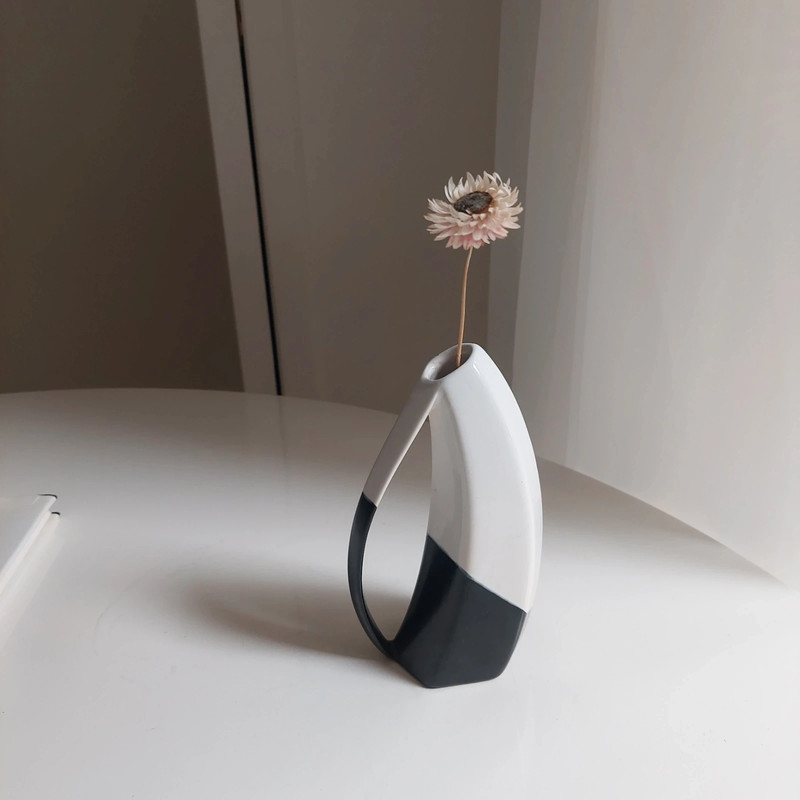 Vintage Vaasje Zwart Wit 1